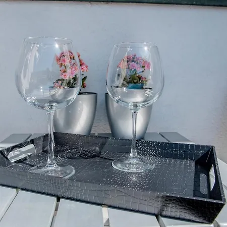 Main Street Apartment Mostar